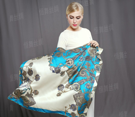 真丝丝巾