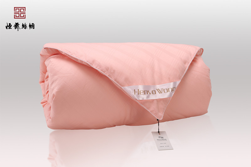 蚕丝被批发，蚕丝被定制，蚕丝被厂家批发，桑蚕丝被，蚕丝被生产厂家，蚕丝被厂家，批发桑蚕丝被，桑蚕丝被生产厂家，手工蚕丝被批发，蚕丝被定做。