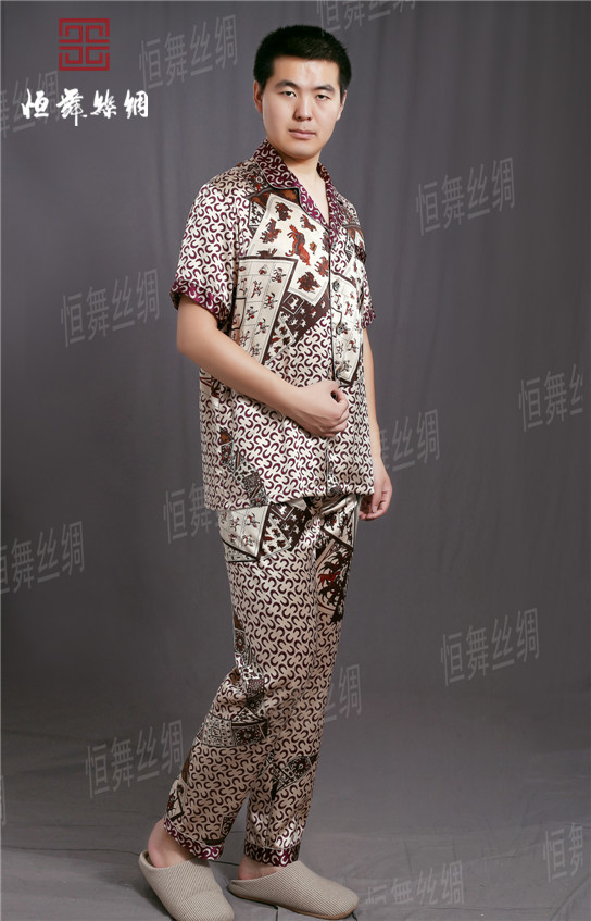 真丝睡衣批发，真丝睡衣定制，批发女士真丝睡衣，女式真丝睡衣批发，男式真丝睡衣批发，批发男士真丝睡衣，批发真丝睡衣，丝绸睡衣批发。