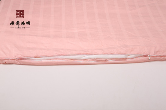 蚕丝被批发，蚕丝被定制，蚕丝被厂家批发，桑蚕丝被，蚕丝被生产厂家，蚕丝被厂家，批发桑蚕丝被，桑蚕丝被生产厂家，手工蚕丝被批发，蚕丝被定做。